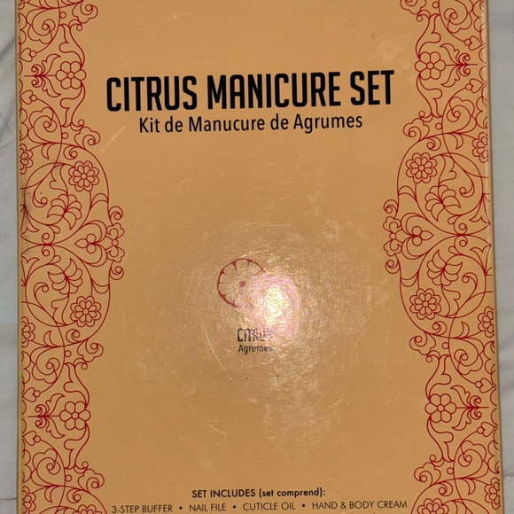 Citrus Manicure Set - Picture 2 of 5
